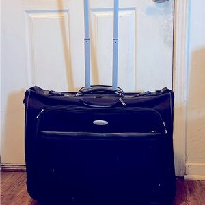 SAMSONITE 18 SOFTSIDE ROLLING GARMENT BAG
